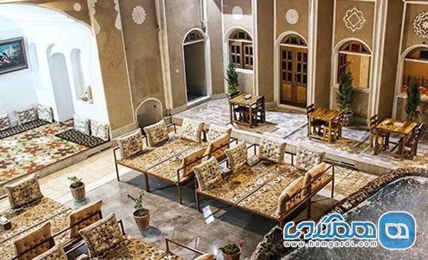 رستوران یزد پاییز 1404: برترین سفره خانه های یزد با غذای اصیل